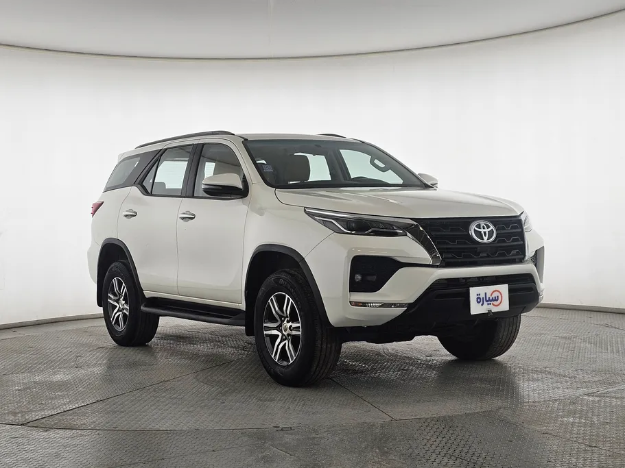 2021 تويوتا Fortuner VX1 