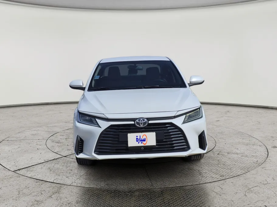 2023 Toyota Yaris  Y 