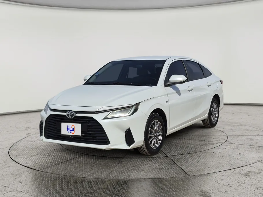 2023 Toyota Yaris  Y 