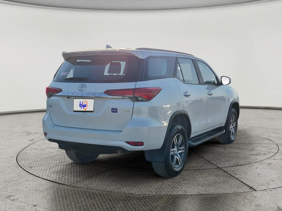 2023 Toyota Fortuner VX 