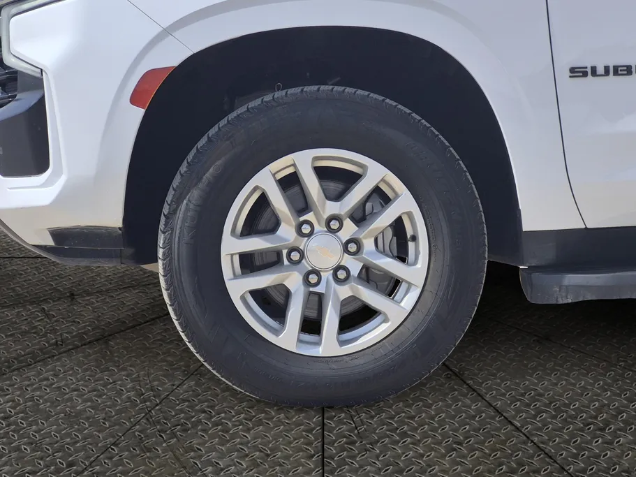2022 Chevrolet Suburban LS 