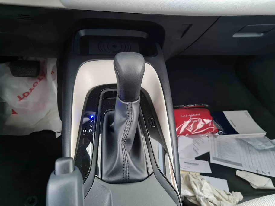 2025 Toyota Corolla XLI Executive Moonroof 