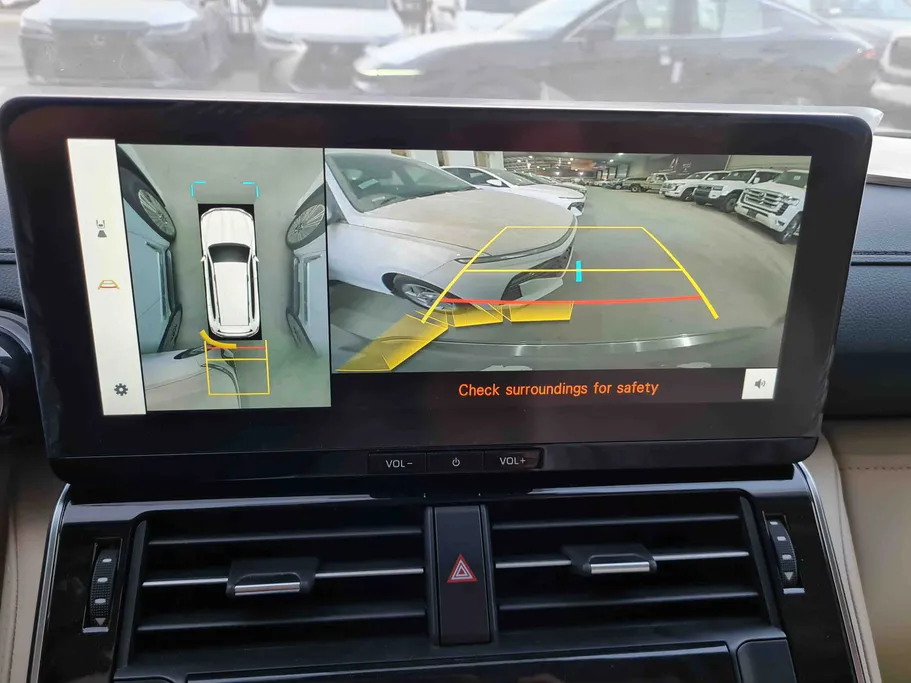 تويوتا لاندكروزر VXR 2025 