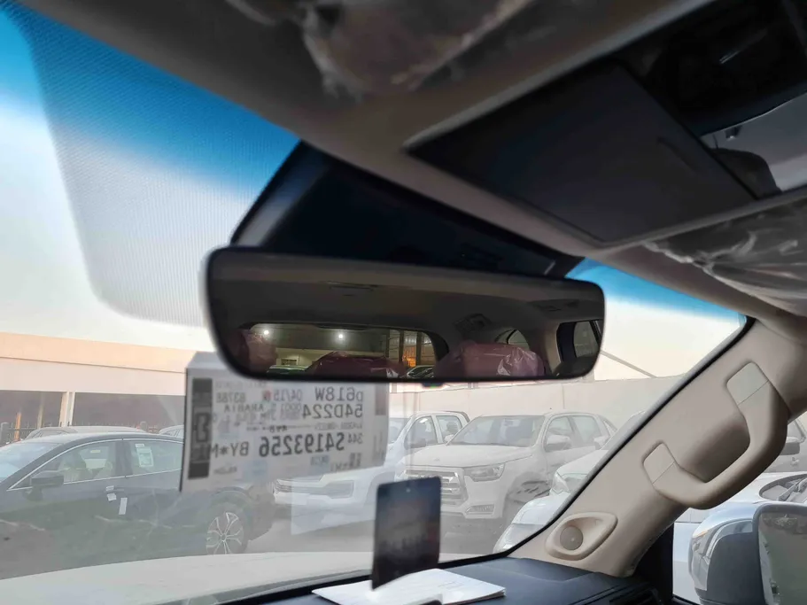 تويوتا لاندكروزر VXR 2025 