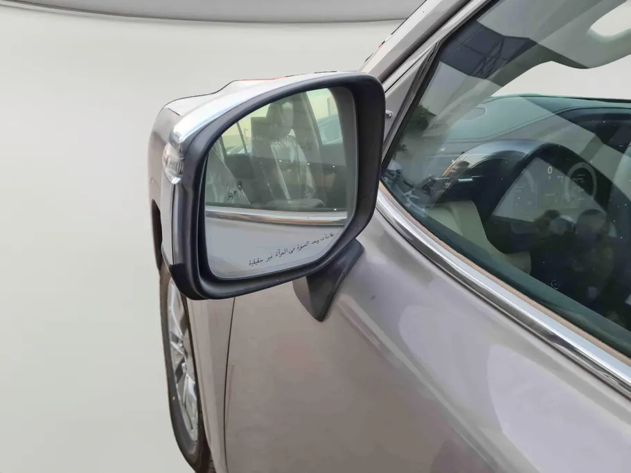 تويوتا لاندكروزر VXR 2025 