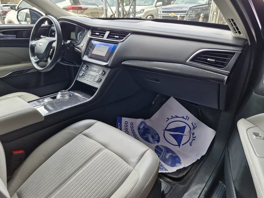 2022 Ford Taurus Trend 