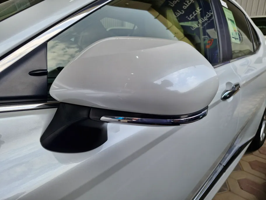 2024 Toyota Camry  GLE 