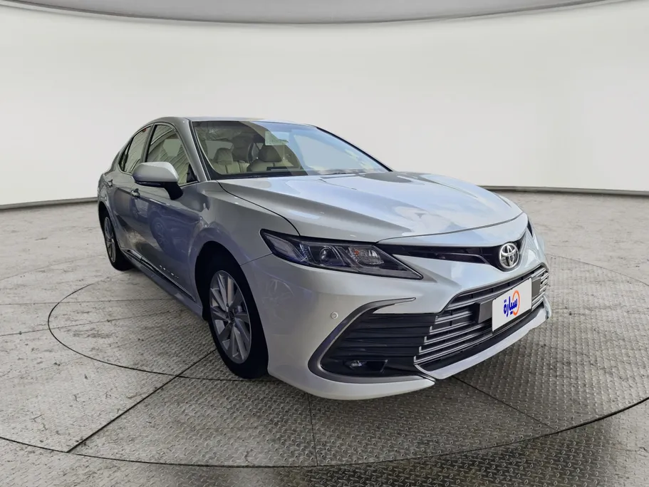2024 Toyota Camry  GLE 