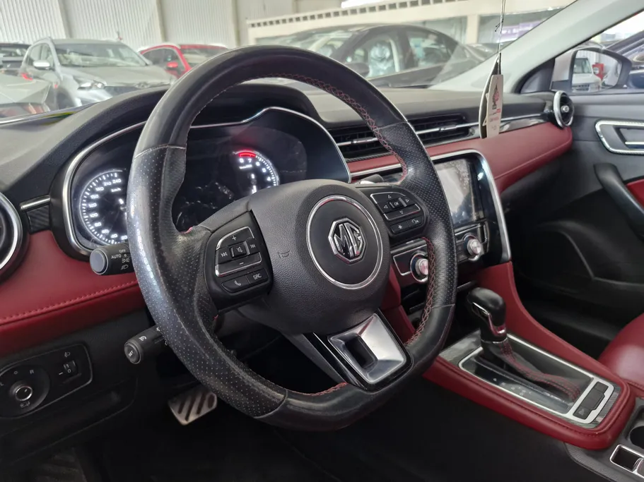 2020 MG 6 LUX 