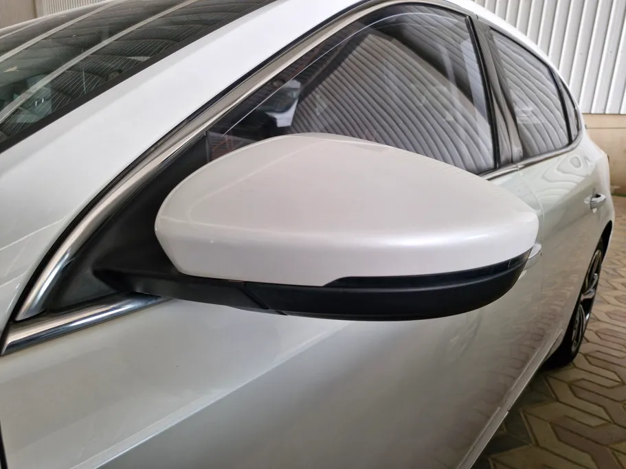 2020 MG 6 LUX 