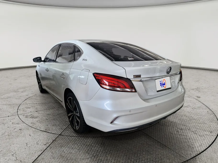 2020 MG 6 LUX 