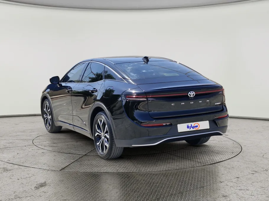 2023 Toyota Crown Premium 