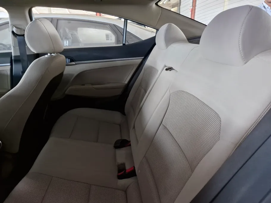 2020 Hyundai Elantra GL 