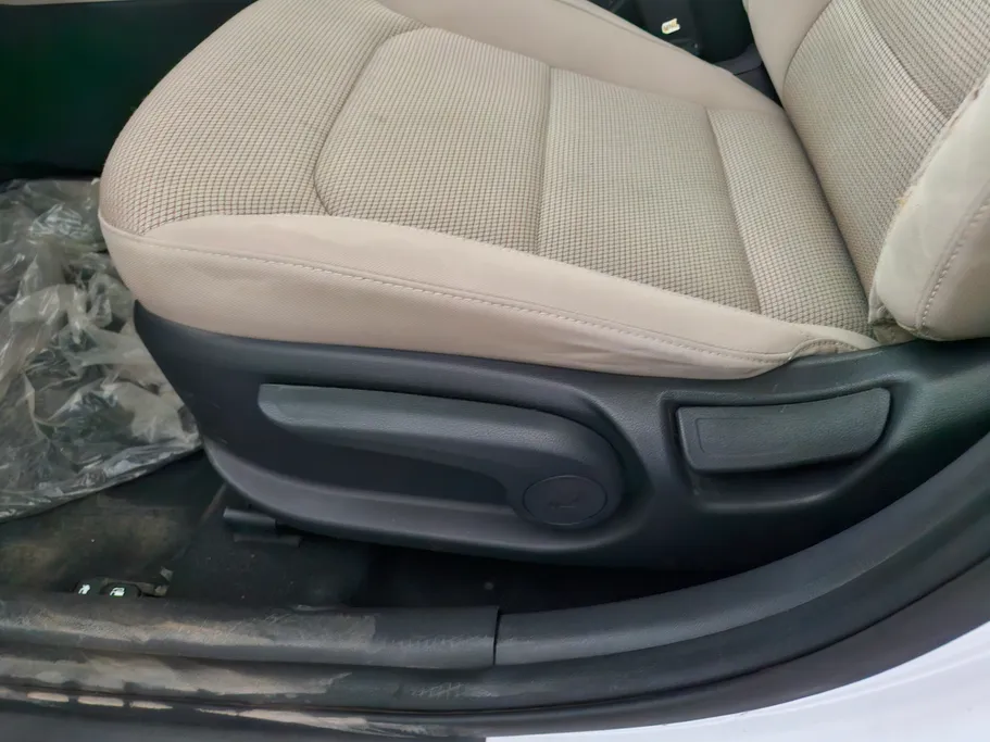 2020 Hyundai Elantra GL 