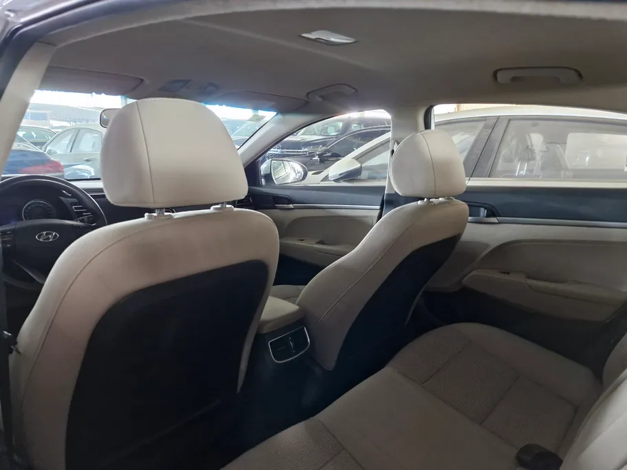 2020 Hyundai Elantra GL 