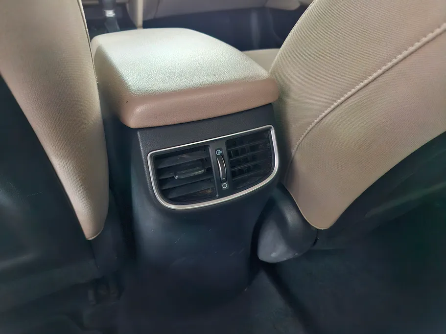 2020 Hyundai Elantra GL 