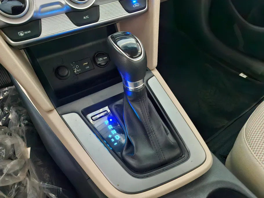 2020 Hyundai Elantra GL 