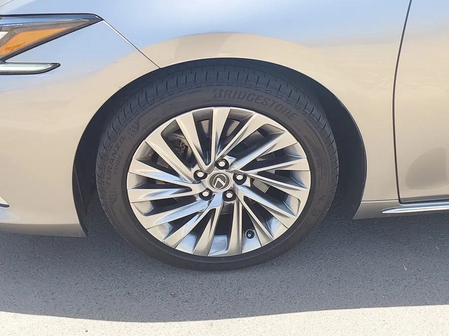 2022 Lexus ES 350 