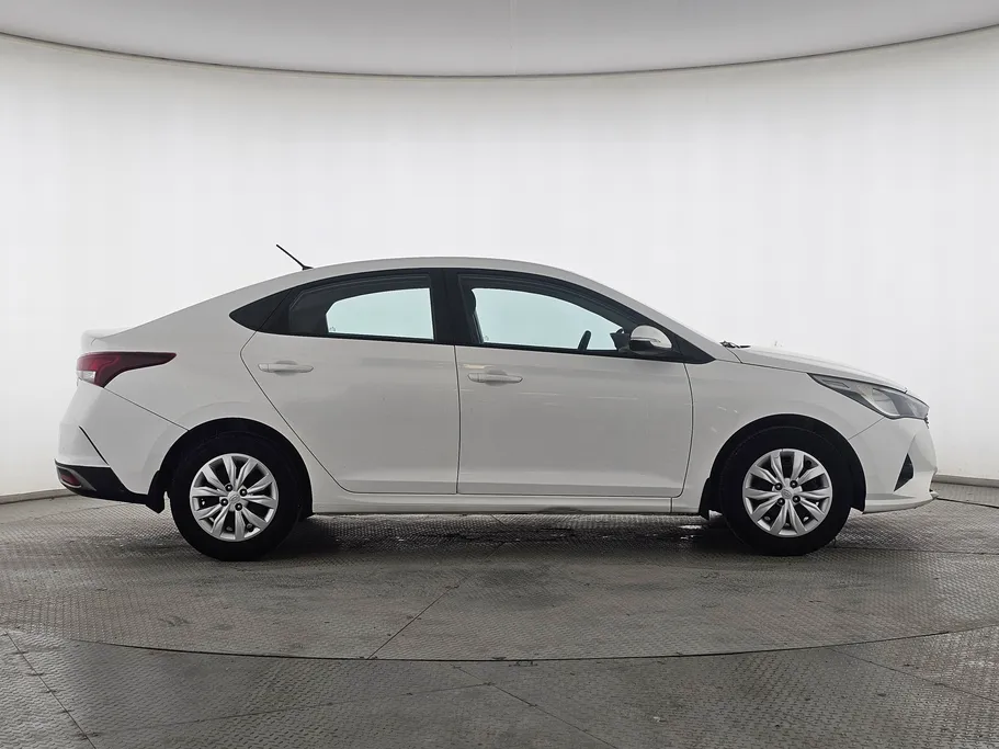 2023 Hyundai Accent Smart 