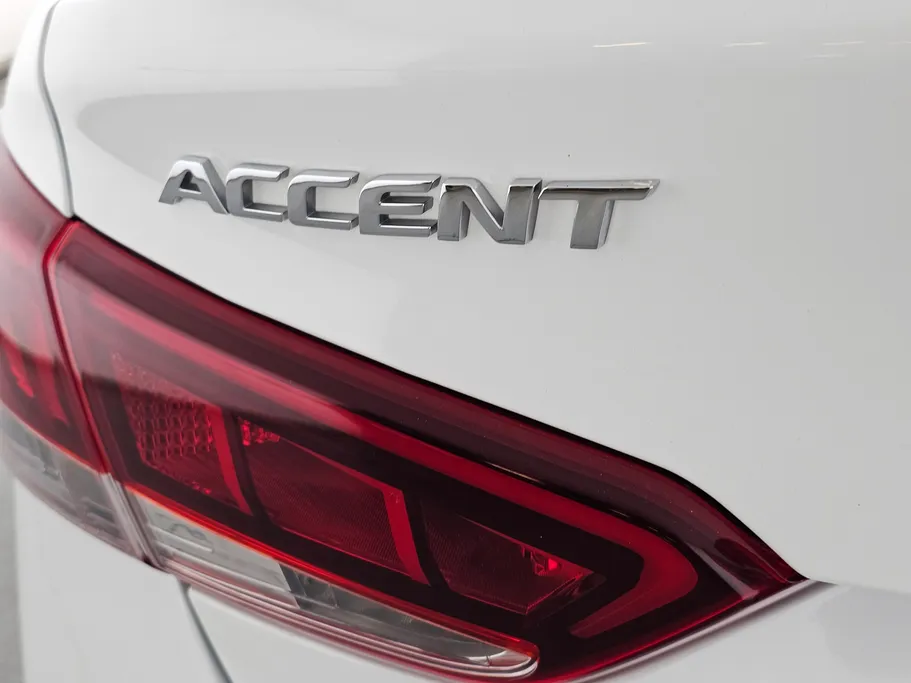 2023 Hyundai Accent Smart 
