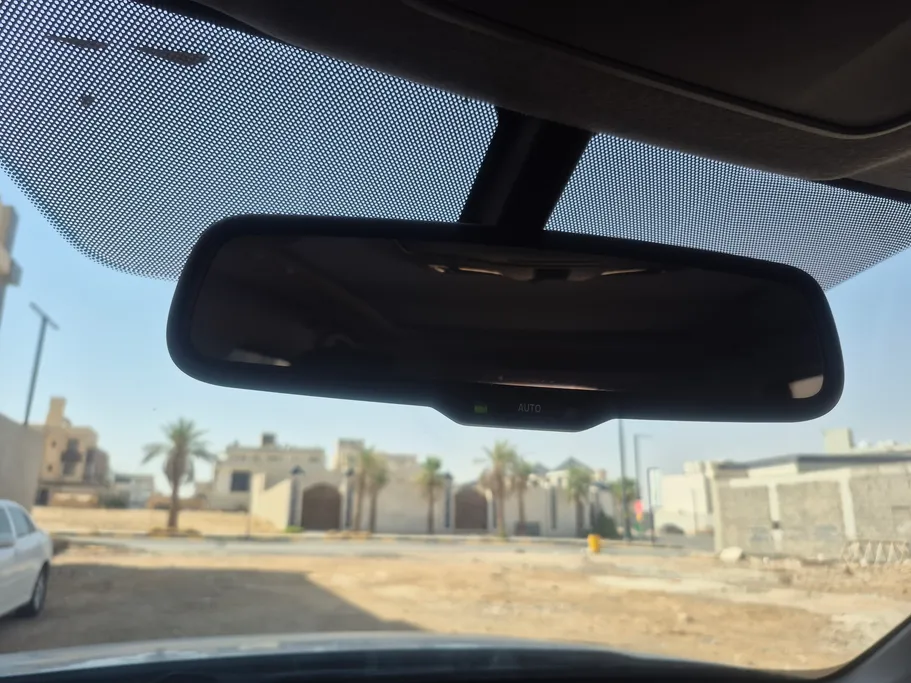 تويوتا أوربان كروزر GLX 2024 