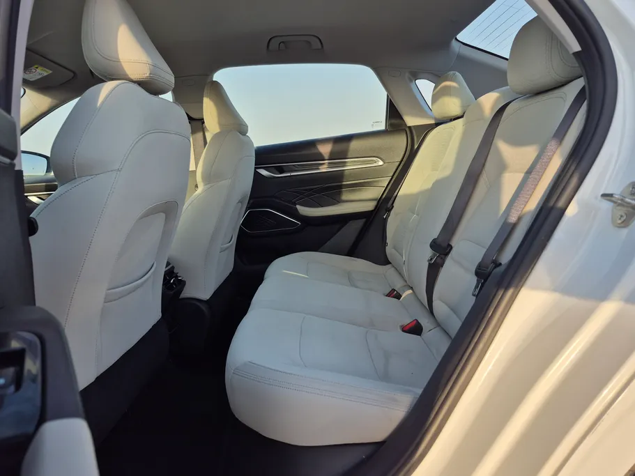 2023 Geely Emgrand GS 