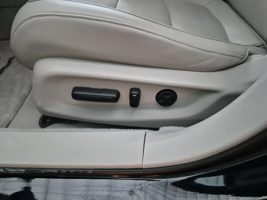 2022 Honda Accord EX L 