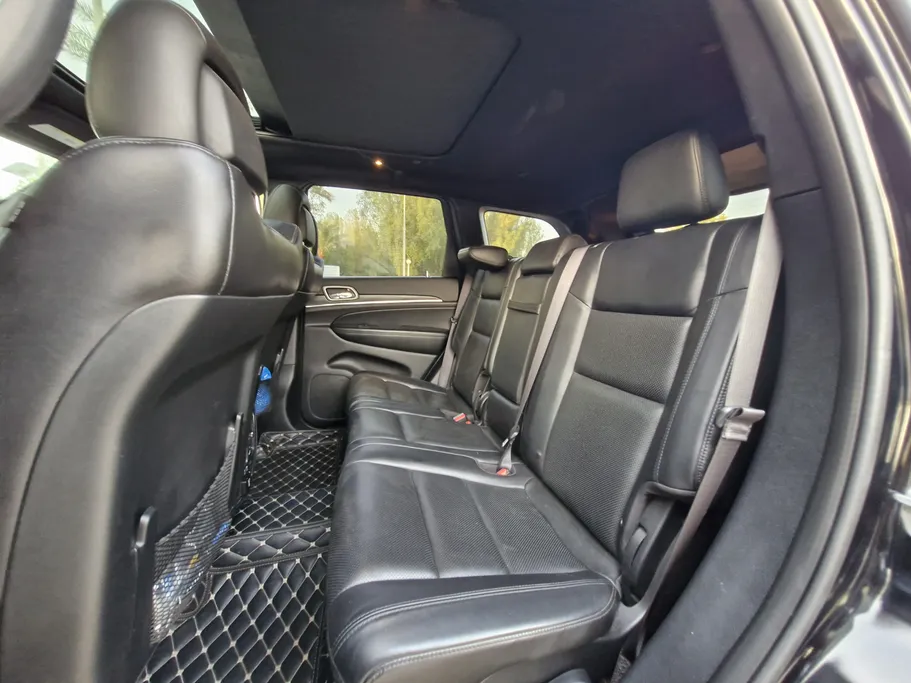 2020 Jeep Grand Cherokee ليمتد 