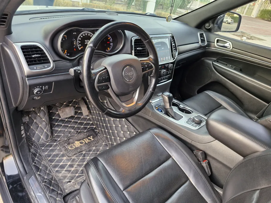 2020 Jeep Grand Cherokee ليمتد 