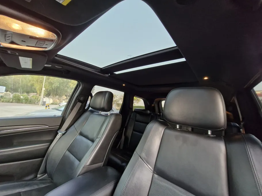 2020 Jeep Grand Cherokee ليمتد 
