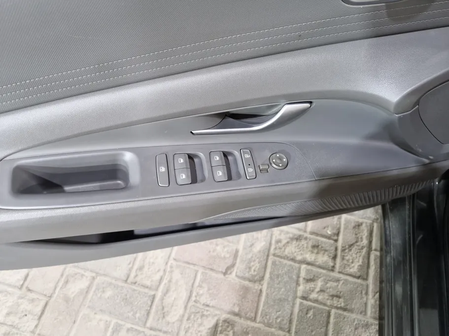 2021 Hyundai Elantra Smart 