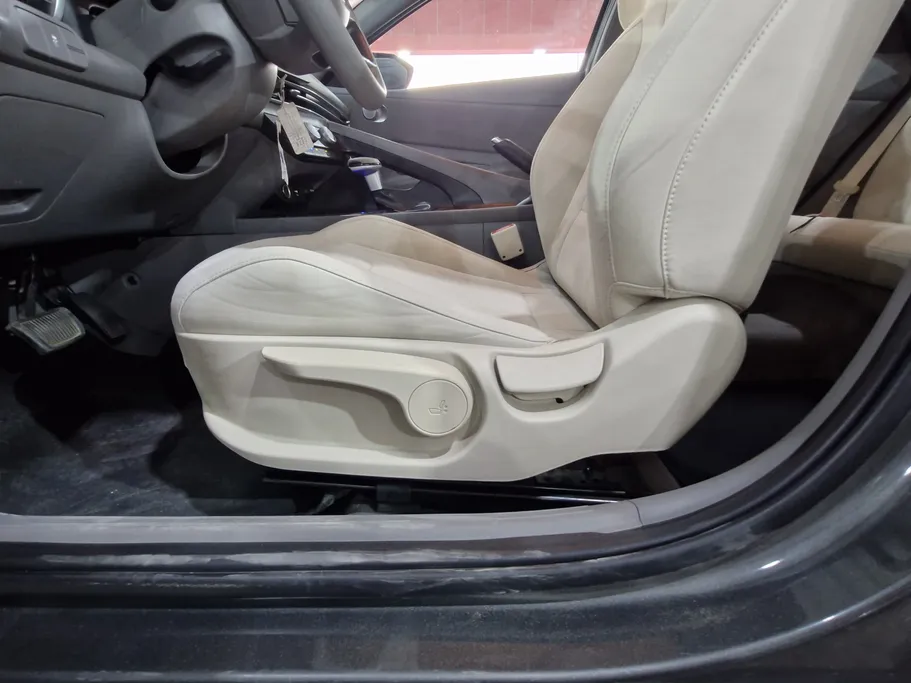 2021 Hyundai Elantra Smart 