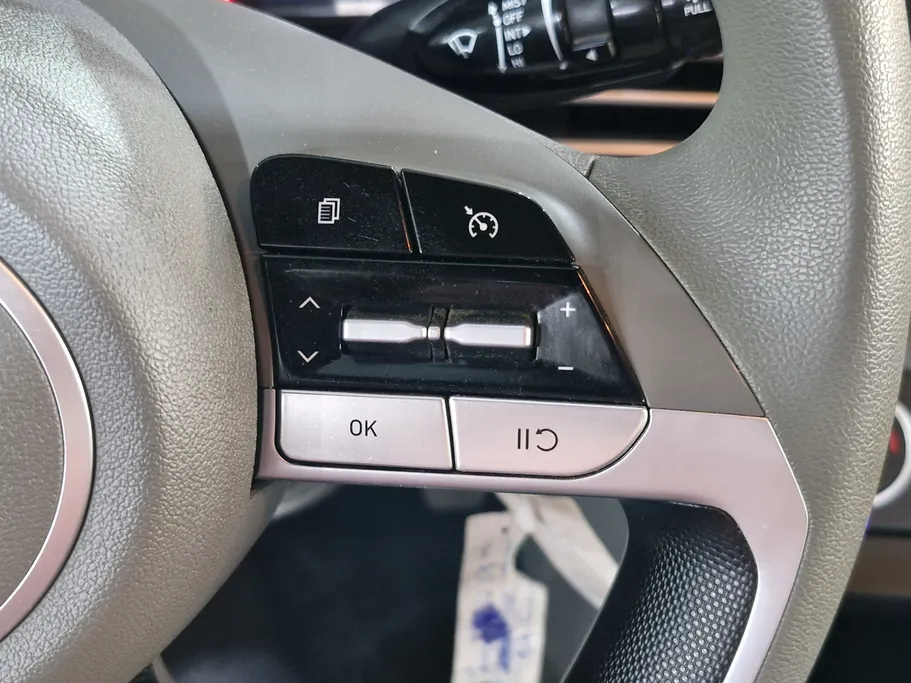 2021 Hyundai Elantra Smart 
