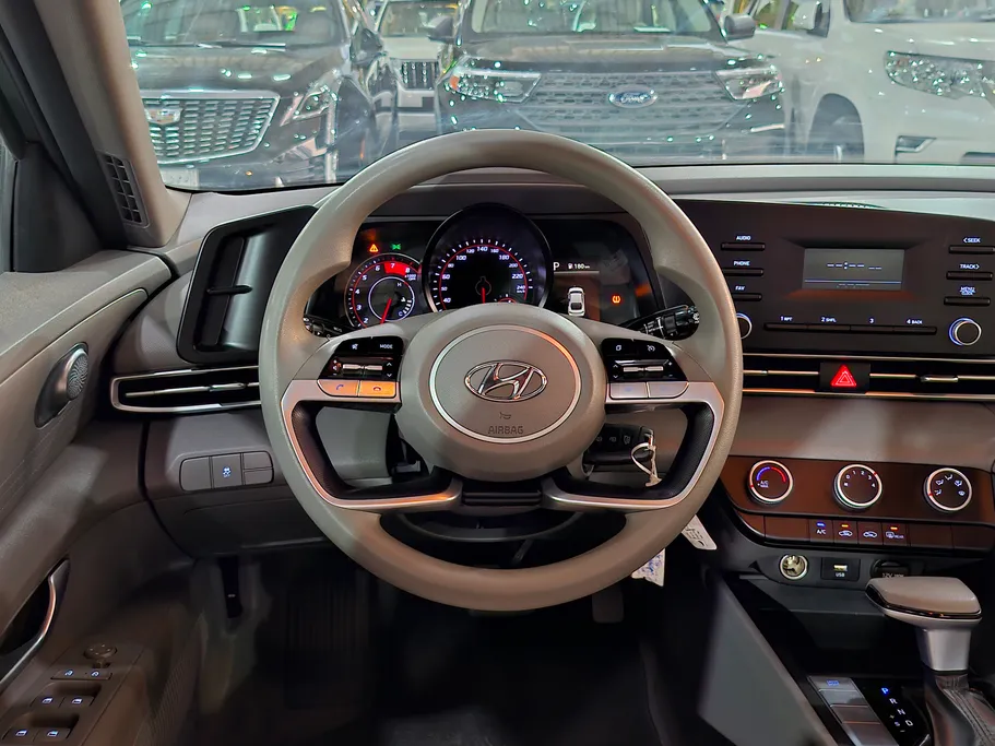2021 Hyundai Elantra Smart 