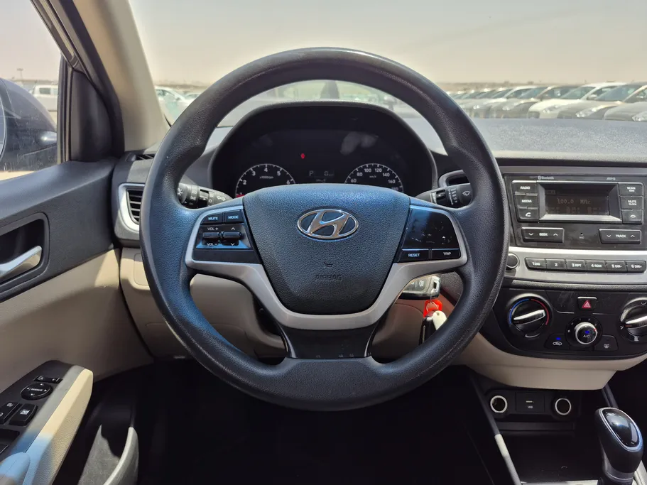 2022 Hyundai Accent Smart 