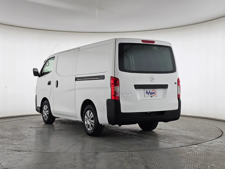 2021 Nissan Urvan NV350 