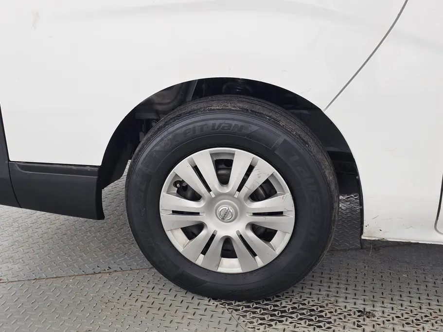 2021 Nissan Urvan NV350 
