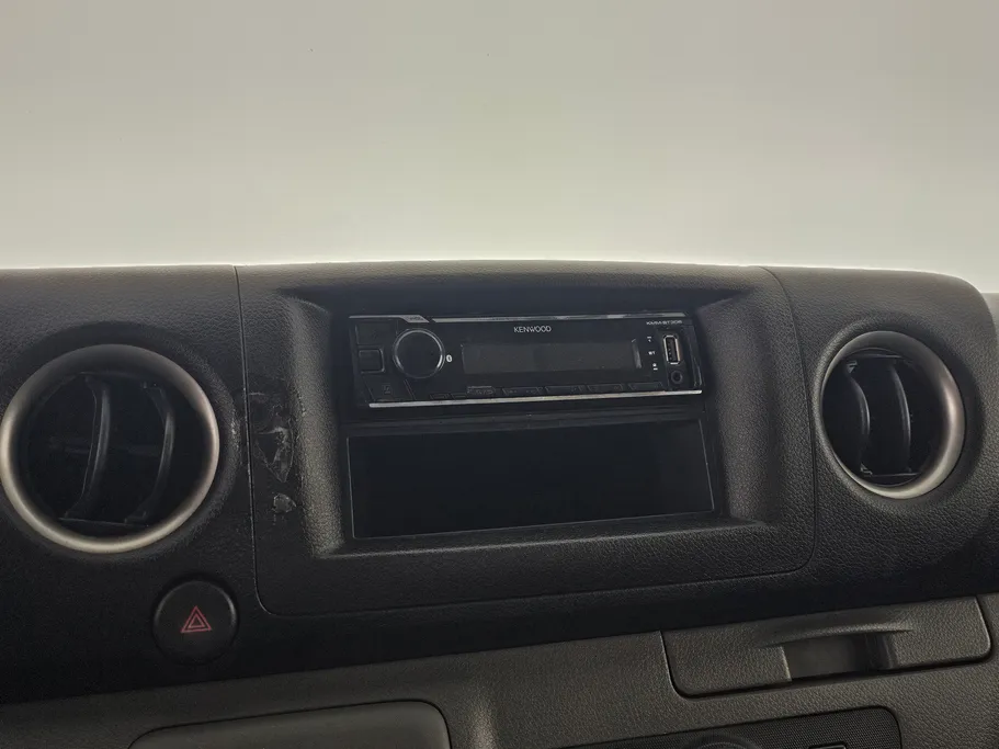 2021 Nissan Urvan NV350 