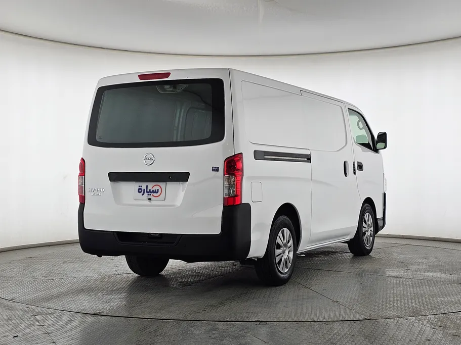 2021 Nissan Urvan NV350 