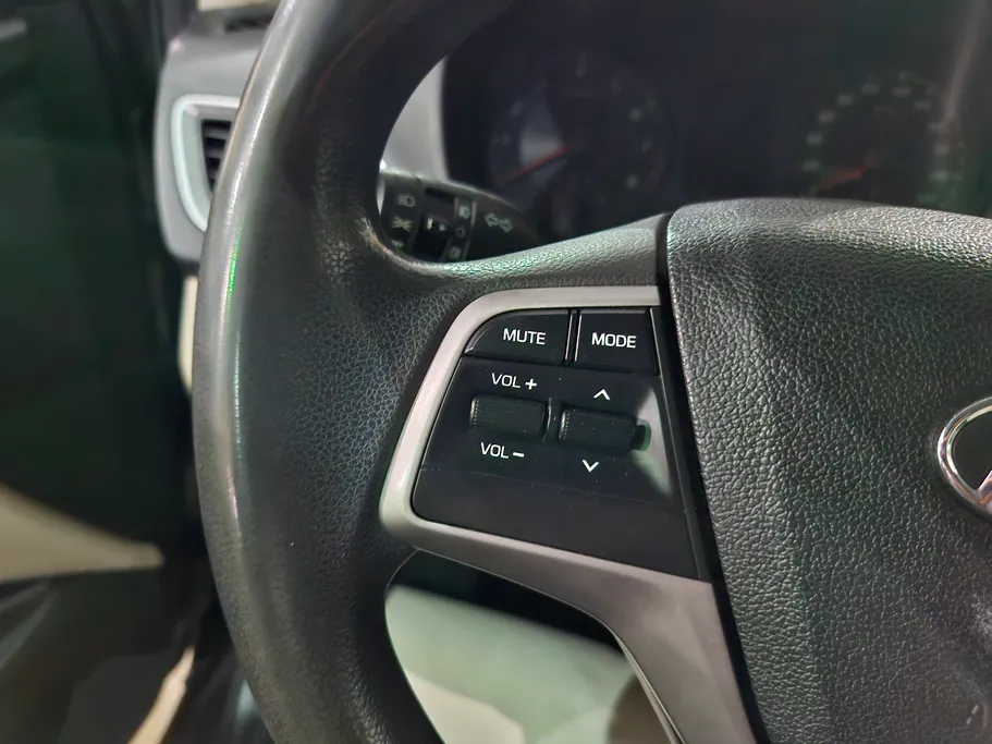2021 Hyundai Accent Smart 