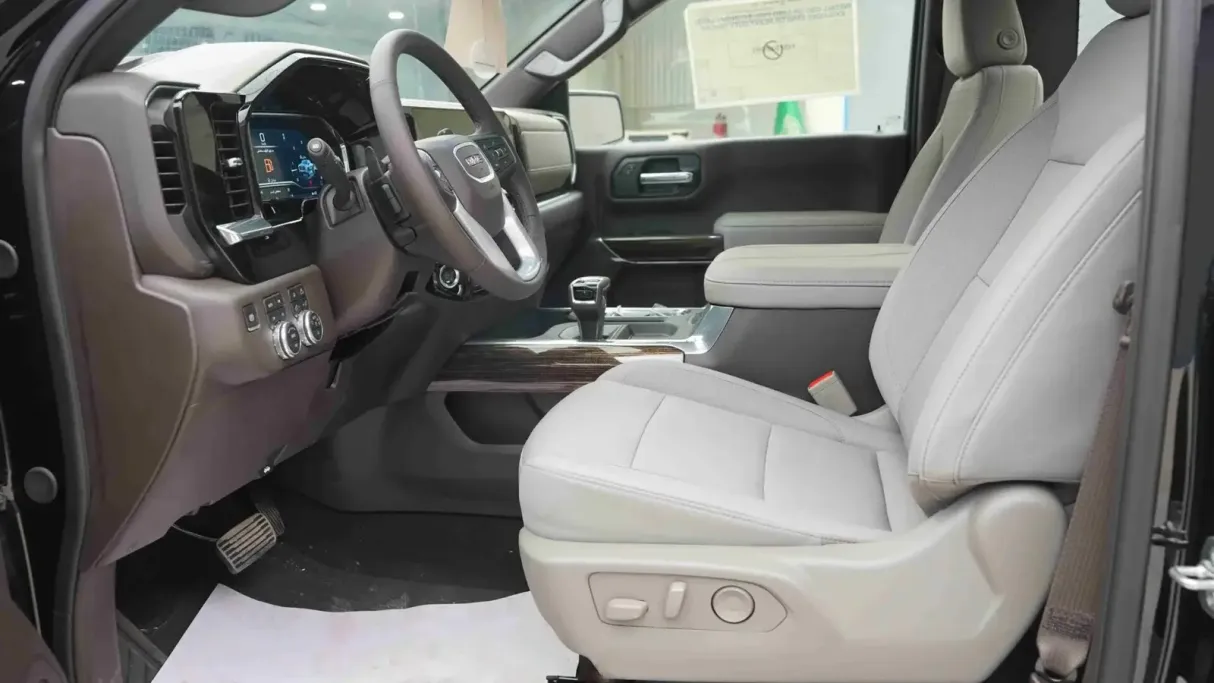 2025 GMC Sierra Elevation 