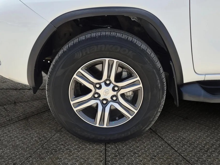 2023 Toyota Fortuner VX 