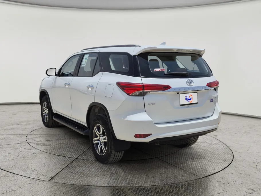 2023 Toyota Fortuner VX 