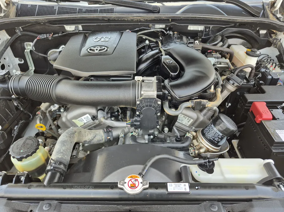2023 Toyota Fortuner VX 