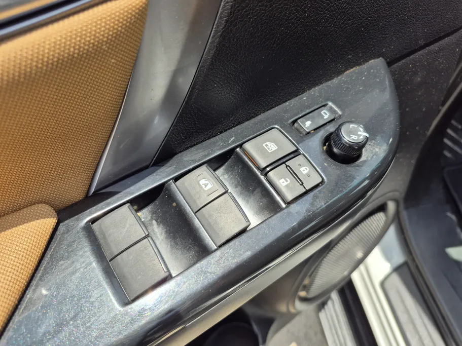 2023 Toyota Fortuner VX 