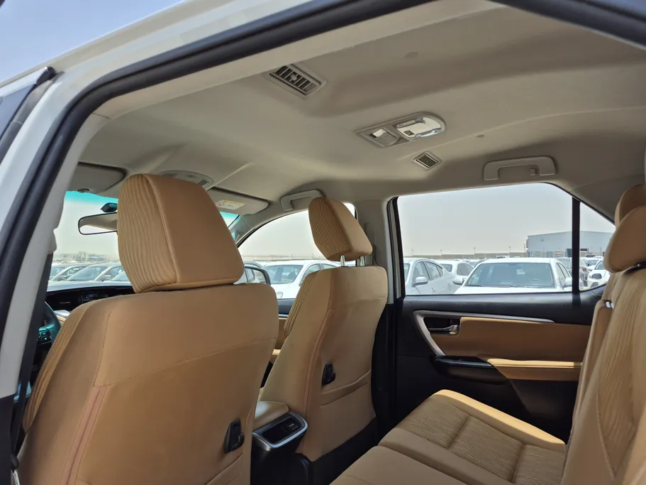 2023 Toyota Fortuner VX 