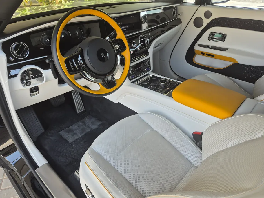 2024 Rolls Royce Spectre  