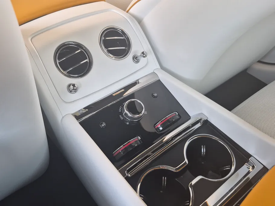 2024 Rolls Royce Spectre  