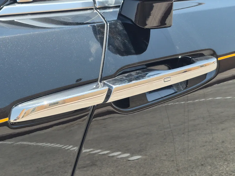 2024 Rolls Royce Spectre  