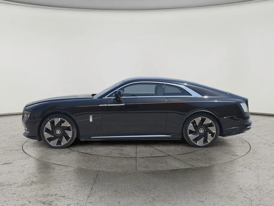 2024 Rolls Royce Spectre  